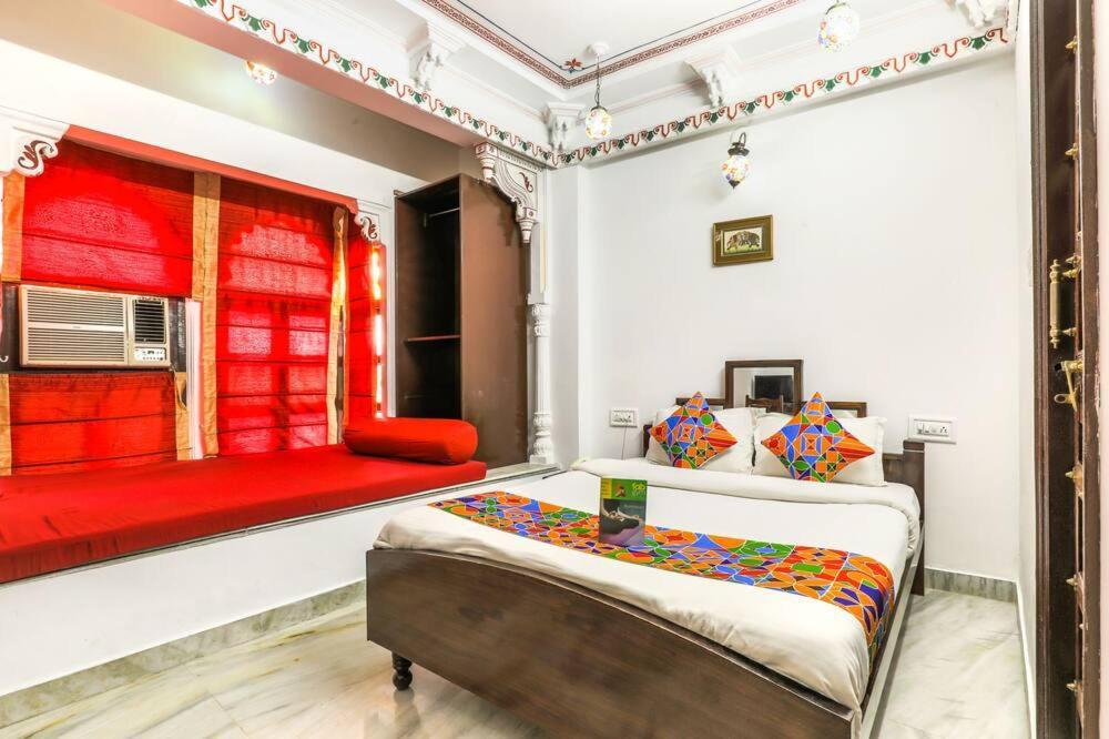 Hotel Pichola Haveli ウダイプル エクステリア 写真