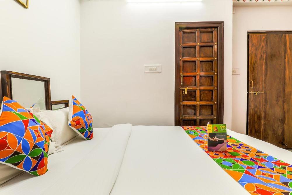 Hotel Pichola Haveli ウダイプル エクステリア 写真